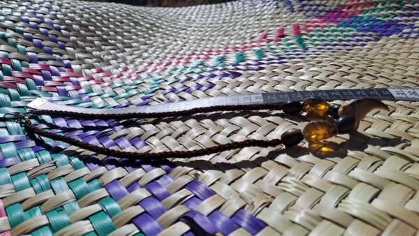 Collar de garra de oso negro, con ámbar y obsidiana - Imagen 7